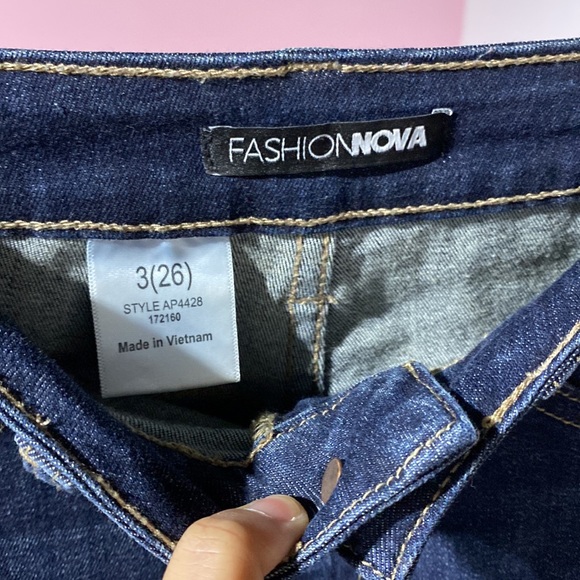 Fashion Nova Jeans 3 distressed high waist skinny summer spring - Picture 8 of 8